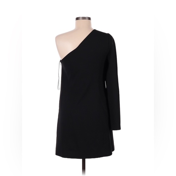 KAUFMANFRANCO
Onyx One Sleeve Dress MSRP$1195 - Picture 7 of 7